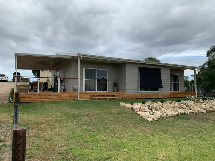 12 Yumali Road, Meningie SA 5264