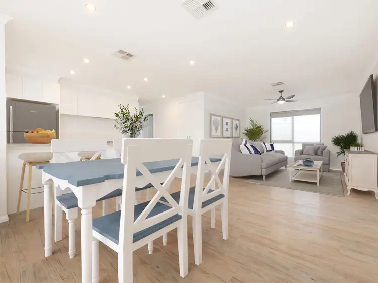 Third view of Homely townhouse listing, 5 Stockdale Court, Mildura VIC 3500