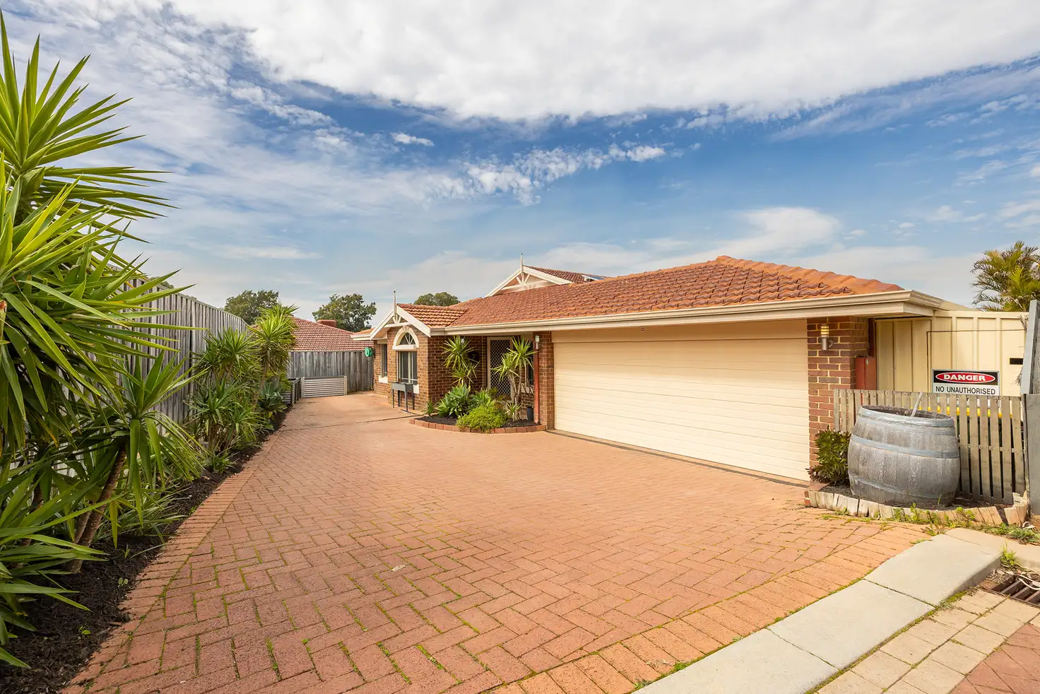 Main view of Homely house listing, 7 Pineview Place, Landsdale WA 6065