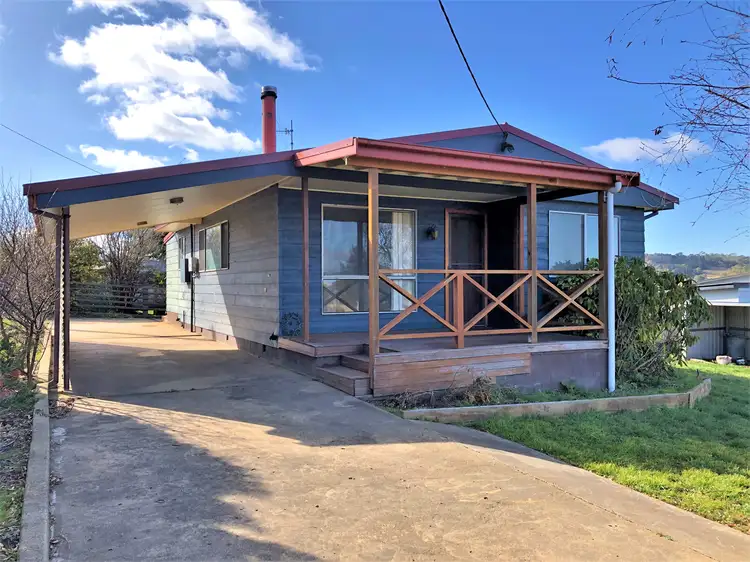 23 Dickinson Street, Bombala NSW 2632