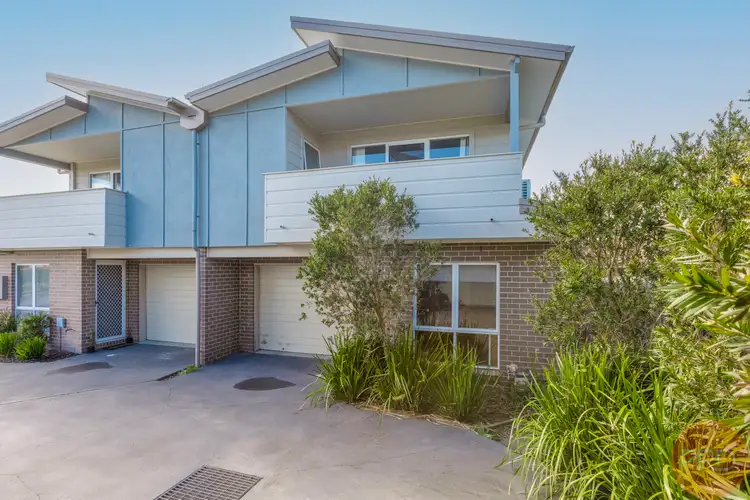 2/51 Warbler Avenue, Aberglasslyn NSW 2320