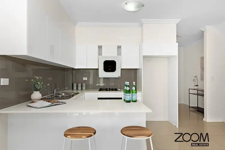 Fourth view of Homely apartment listing, 5/118 Harrow Road, Auburn NSW 2144