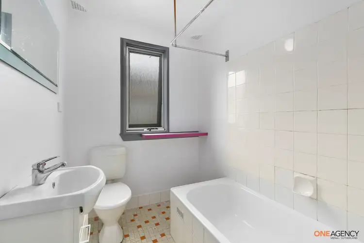 Fifth view of Homely house listing, 6 Oldfield Place, Menai NSW 2234