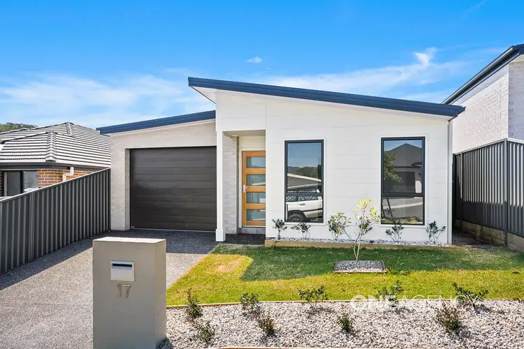 17 Cambewarra Drive, Tullimbar NSW 2527