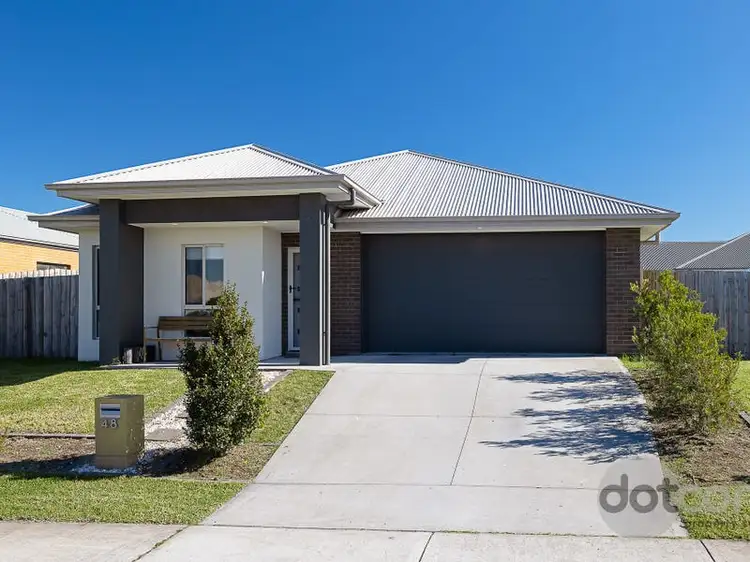 48 Avondale Drive, Thornton NSW 2322