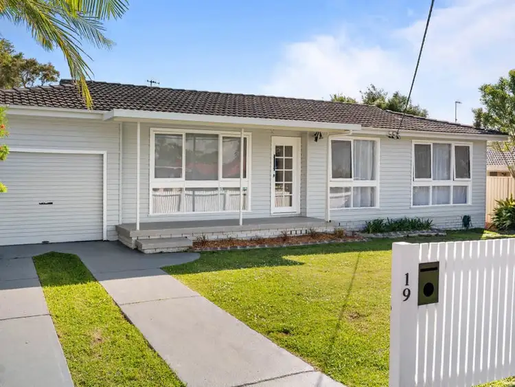 19 Westbrook Parade, Gorokan NSW 2263