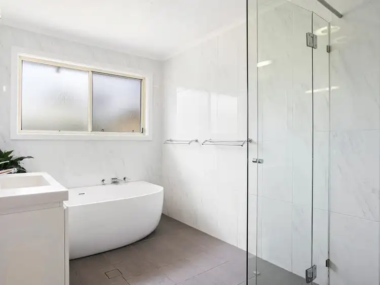 Fifth view of Homely house listing, 146 Elizabeth Bay Drive, Lake Munmorah NSW 2259