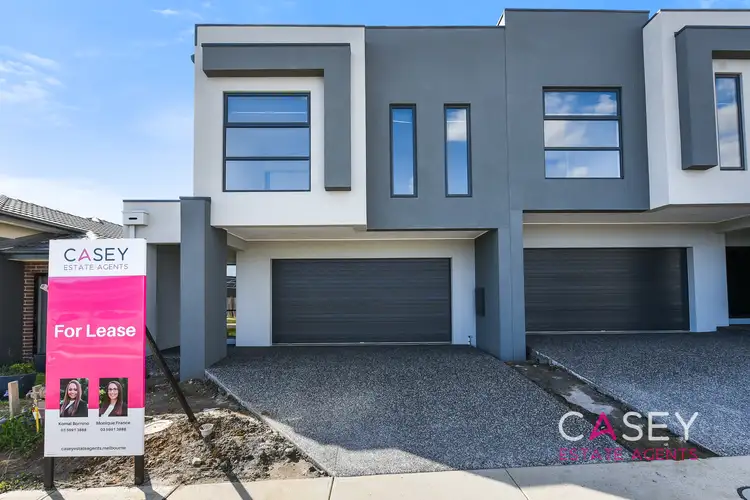 5 Walhallow Drive, Clyde North VIC 3978