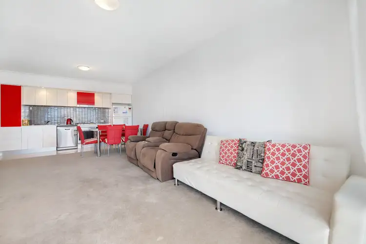 32210/9 Lawson Street, Southport QLD 4215