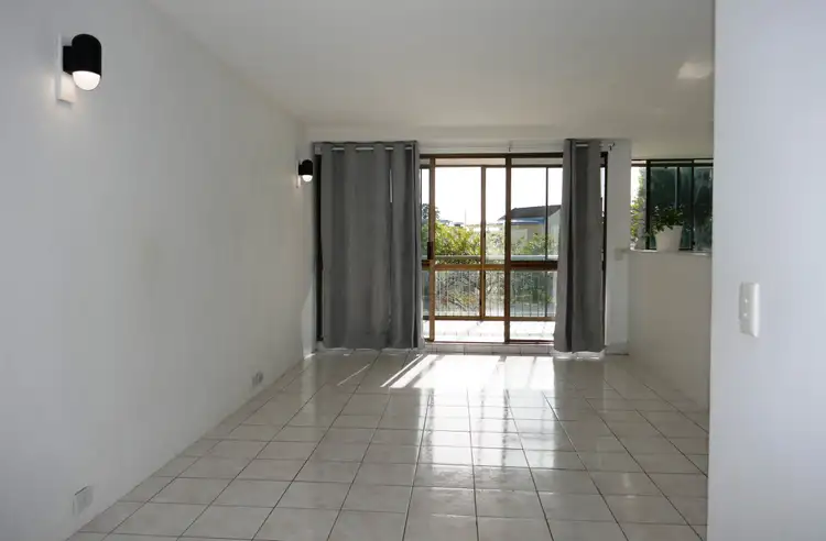 Third view of Homely unit listing, 2/124 Buderim Avenue, Alexandra Headland QLD 4572