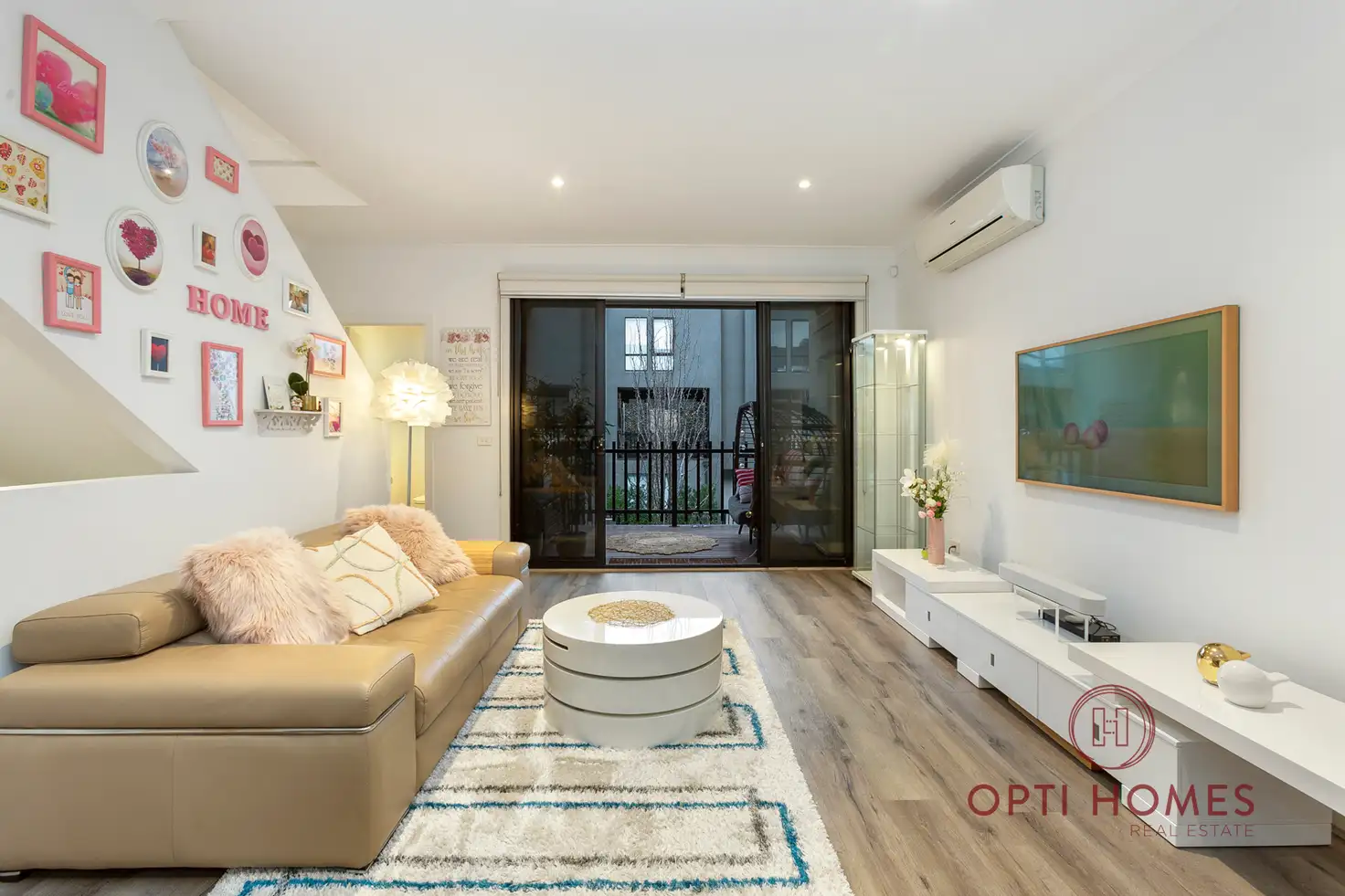 Main view of Homely townhouse listing, 6 Mandrel Street, Maidstone VIC 3012