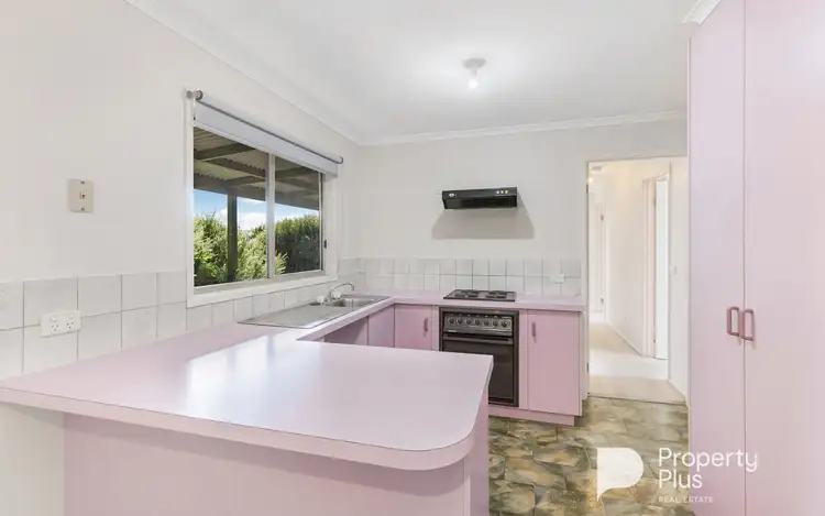 Fourth view of Homely house listing, 5 Lowe Street, Kangaroo Flat VIC 3555