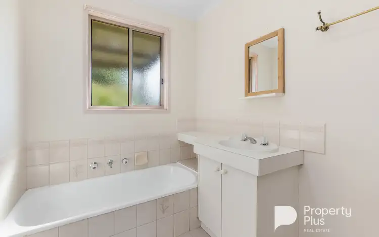 Sixth view of Homely house listing, 5 Lowe Street, Kangaroo Flat VIC 3555