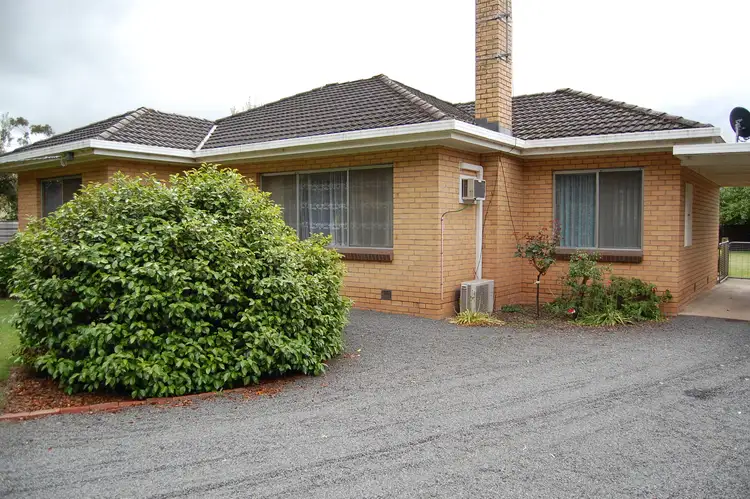 100 Darlington Road, Mortlake VIC 3272