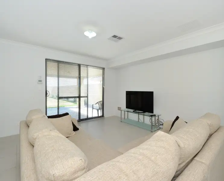 Fifth view of Homely house listing, 117 Sapphire Chase, Wellard WA 6170