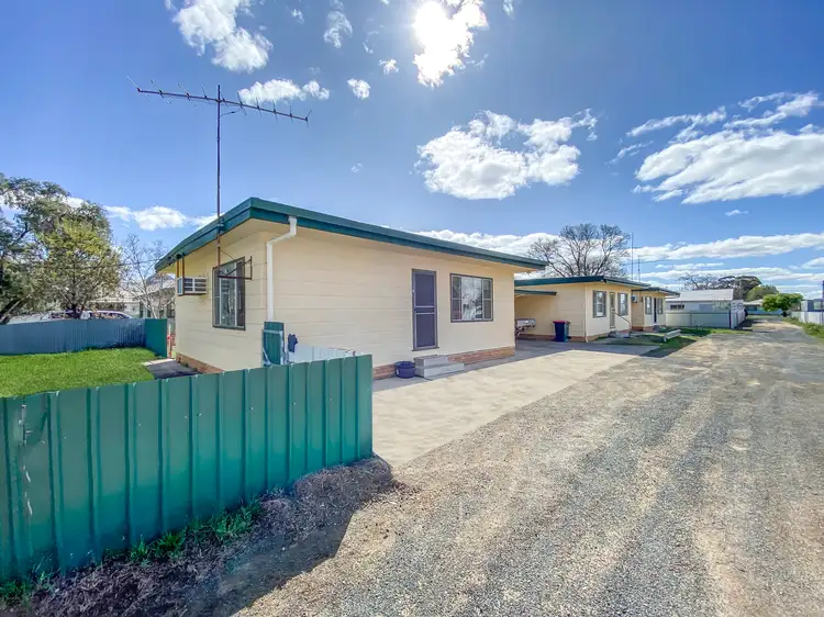 385 Balaclava Street, Hay NSW 2711