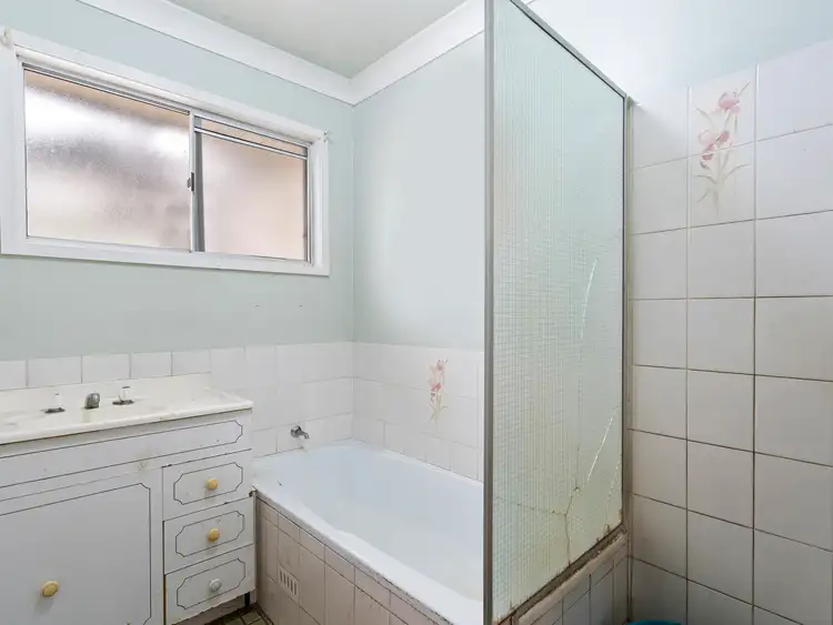 Fifth view of Homely house listing, 12 Chetwynd Avenue, Berkeley Vale NSW 2261