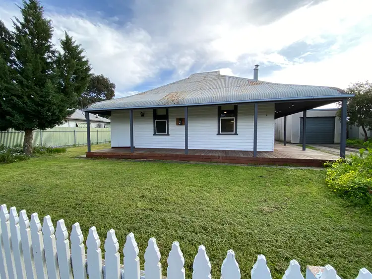 2 Pine Street, Nhill VIC 3418