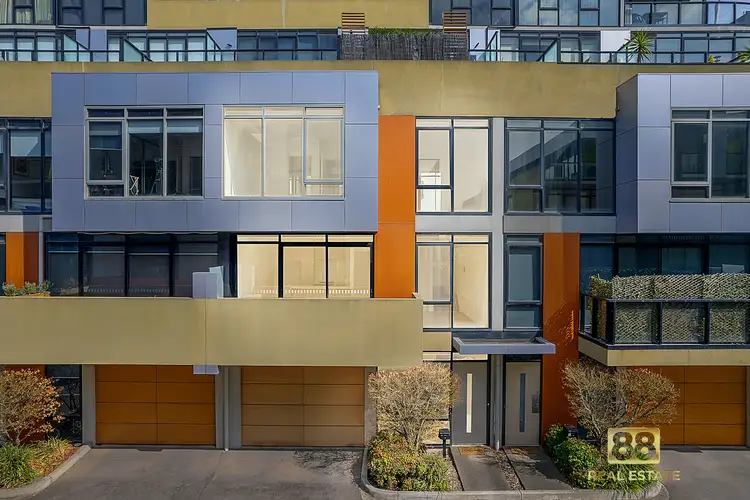 22 La Scala Avenue