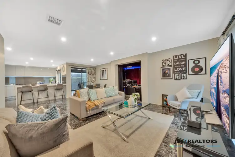 Fifth view of Homely house listing, 7 Emerson Court, Berwick VIC 3806