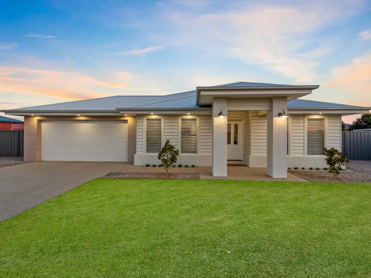 97 Bruton Street, Tocumwal NSW 2714