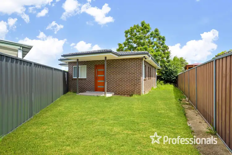 17A Hindmarsh Road