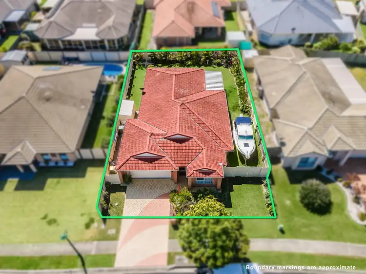 32 Bilinga Court, Sandstone Point QLD 4511