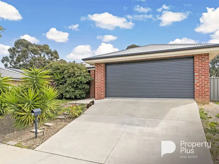Second view of Homely house listing, 22 Topaz Avenue, White Hills VIC 3550