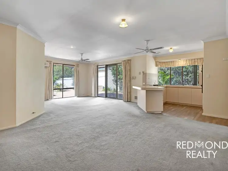 Sixth view of Homely house listing, 4 Dillon Glade, Joondalup WA 6027