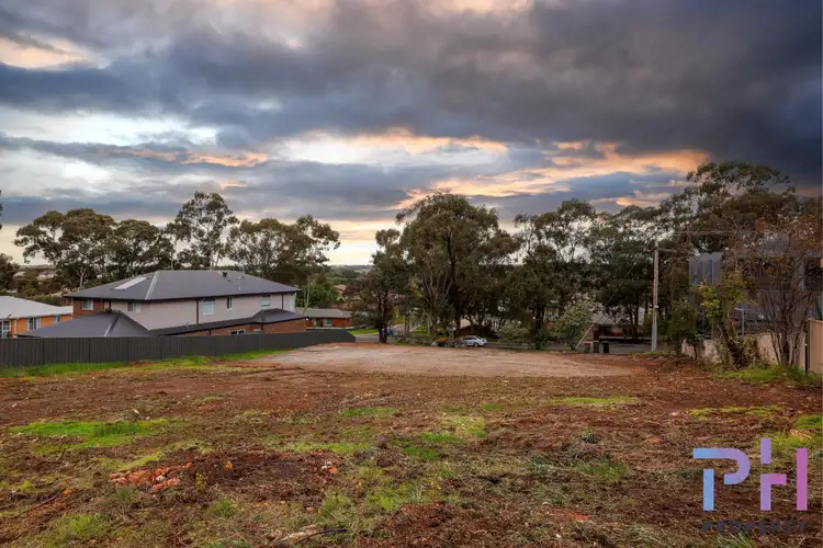 26 Aspinall Street, Golden Square VIC 3555
