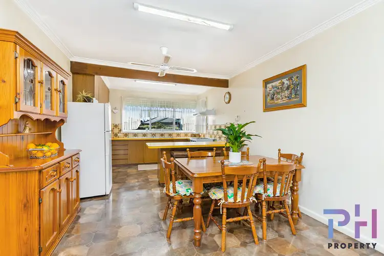 Fourth view of Homely house listing, 28 Fifth Avenue, White Hills VIC 3550