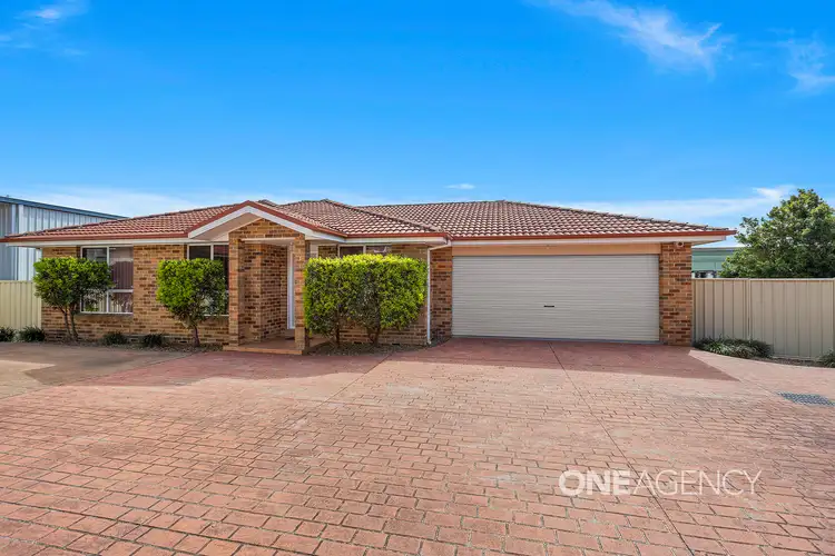 Main view of Homely villa listing, 3/184-186 Tongarra Road, Albion Park NSW 2527