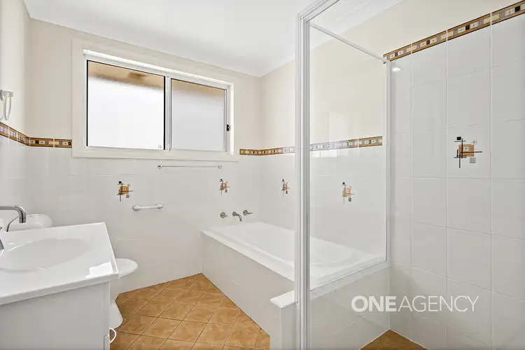Fifth view of Homely villa listing, 3/184-186 Tongarra Road, Albion Park NSW 2527