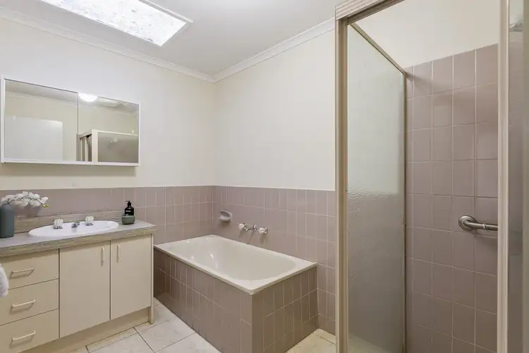 Sixth view of Homely unit listing, 2/8 Greta Street, Oakleigh East VIC 3166