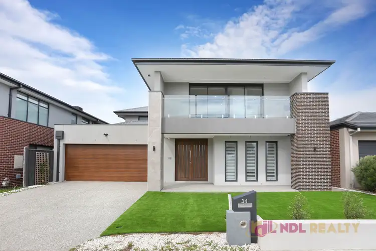 34 Bayvista Circuit, Point Cook VIC 3030