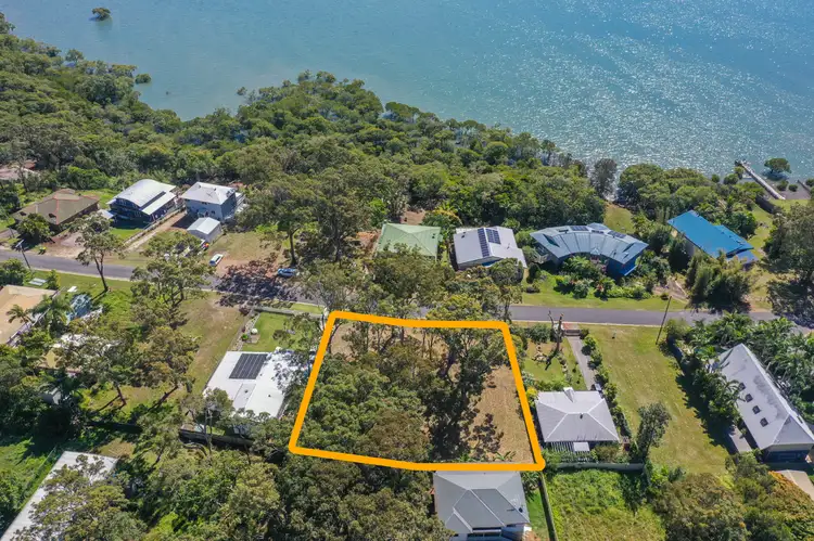 34-36 Bay Drive, Russell Island QLD 4184
