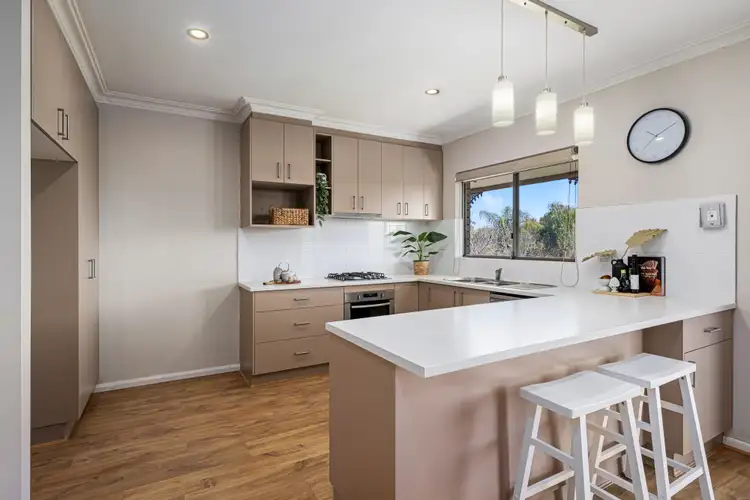 Fifth view of Homely house listing, 7 Western View Drive, West Albury NSW 2640