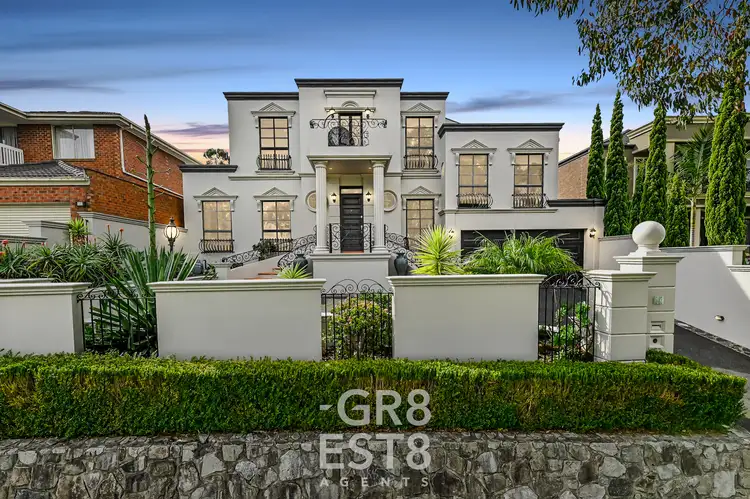 10 Hillcrest Avenue, Narre Warren VIC 3805