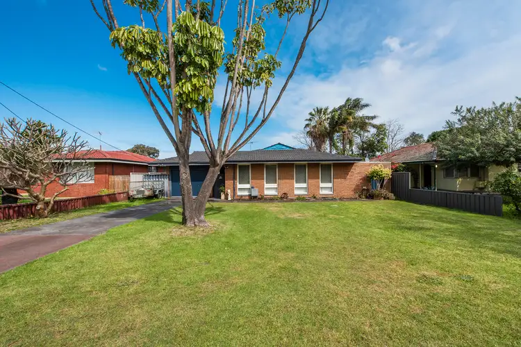 41 Littlemore Road, Orelia WA 6167