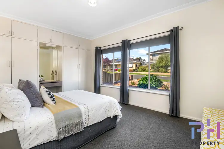 Fourth view of Homely house listing, 1 Cambrian Court, Flora Hill VIC 3550