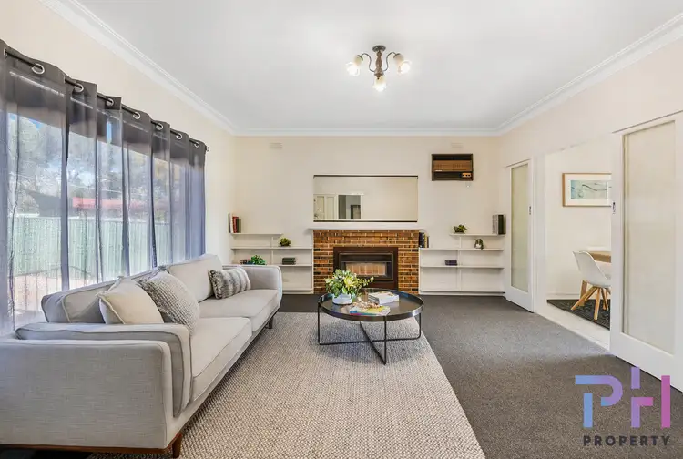 Fifth view of Homely house listing, 1 Cambrian Court, Flora Hill VIC 3550