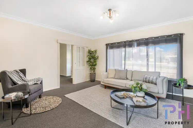 Sixth view of Homely house listing, 1 Cambrian Court, Flora Hill VIC 3550