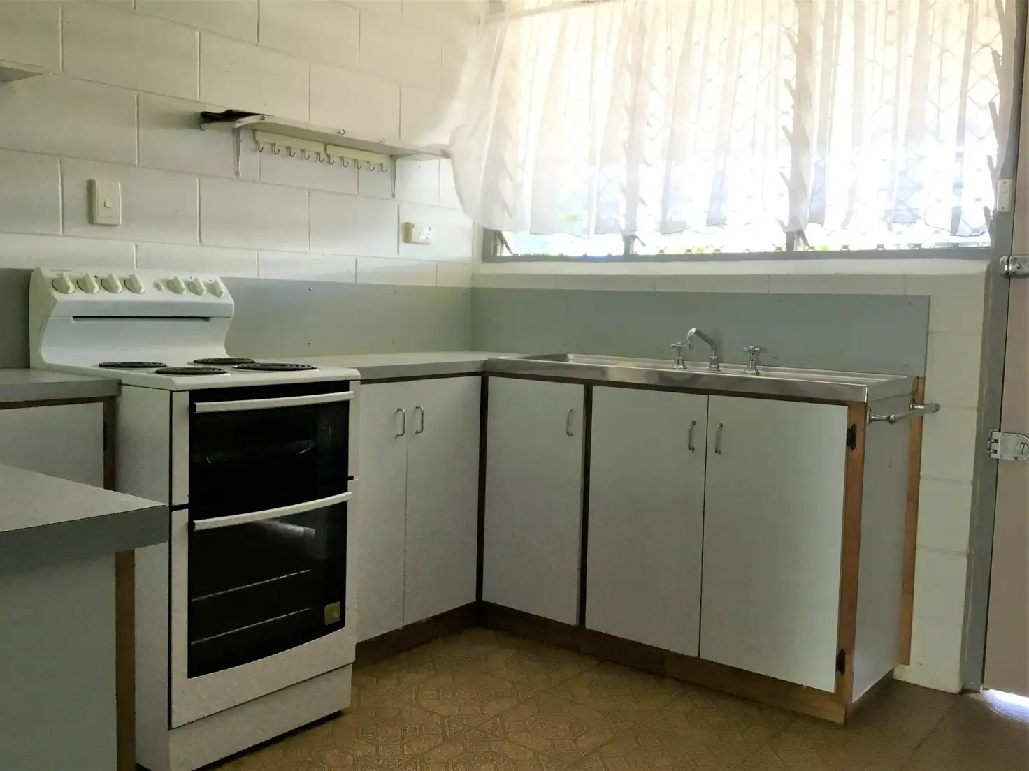 Main view of Homely unit listing, 3/2 Burke Street, North Ward QLD 4810