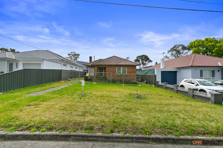 19 Kilkee Ave, Kingsgrove NSW 2208