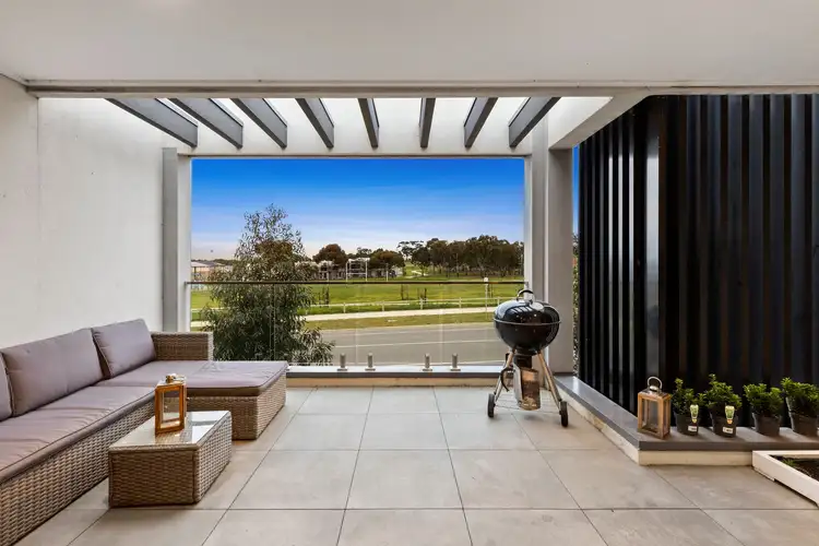 5 Parkfield Boulevard, Charlemont VIC 3217