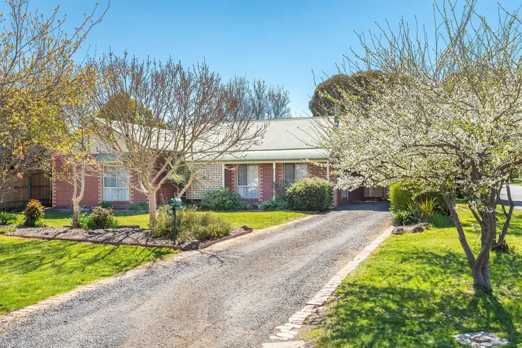 12 Mountain View Way, Gisborne VIC 3437