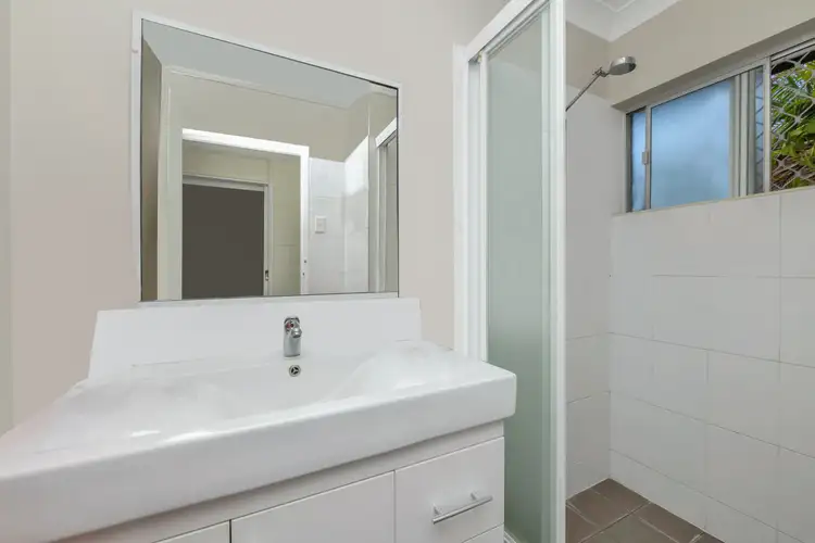 Sixth view of Homely block of units listing, 161 Albert Street, Cranbrook QLD 4814