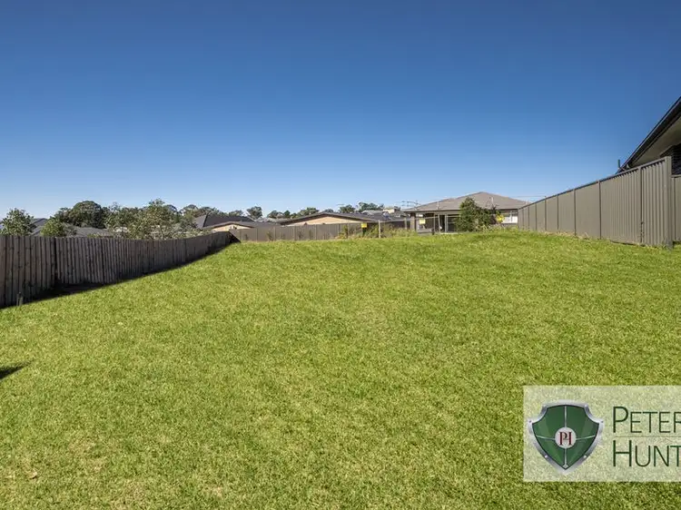 6 Agnes Place, Thirlmere NSW 2572