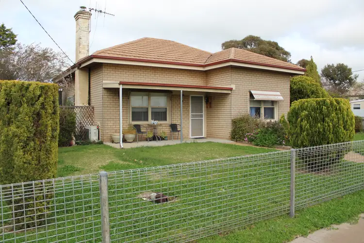 13 Leahy Street, Nhill VIC 3418
