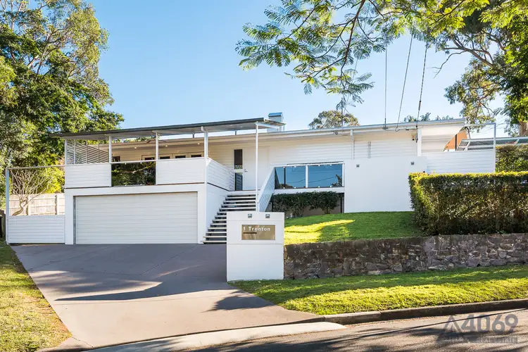 1 Trenton Street, Kenmore QLD 4069